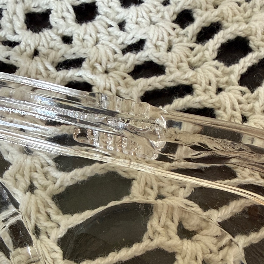 Clear Glass Square Covered Dish - Ribbed Design - Picture 4 of 5